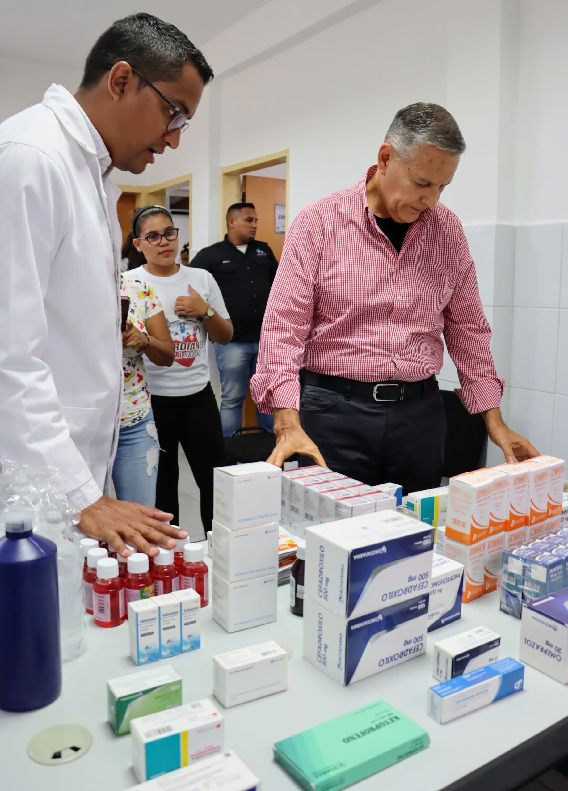 Coronas de rey negro para adultos, coronas de rey de cumpleaños, disfraz de  regreso a casa, coronas de metal tamaño grande